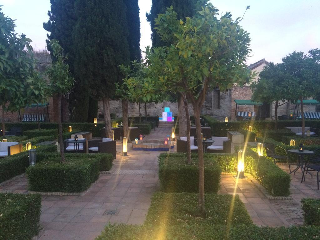Hotel Hospedería Convento de Santa Clara Palma del Río Exterior foto